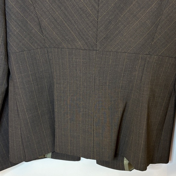 Classiques Entier Dark Gray with Subtle Green Pinstripe Blazer - Picture 8 of 11